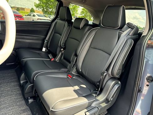 New 2026 Honda Odyssey Touring image 23