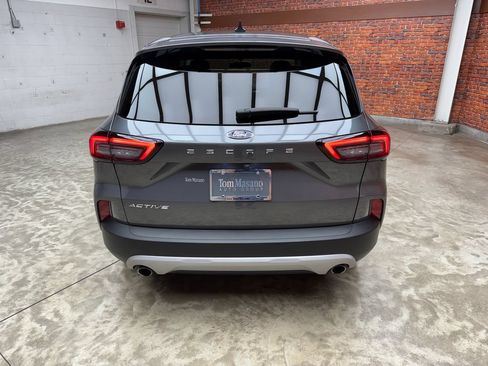 Certified 2023 Ford Escape Active FWD image 3