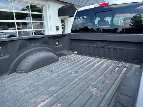 Used 2017 Ford F250 Lariat w/ Chrome Package image 10