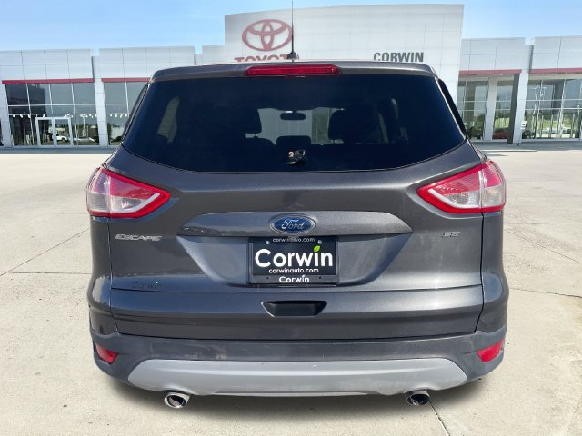 Used 2015 Ford Escape SE FWD image 4