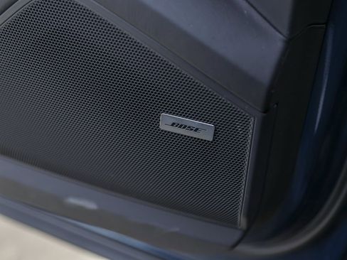 Certified 2025 Porsche Cayenne E-Hybrid AWD/4WD image 28
