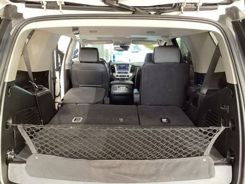Used 2020 GMC Yukon SLT AWD/4WD image 17