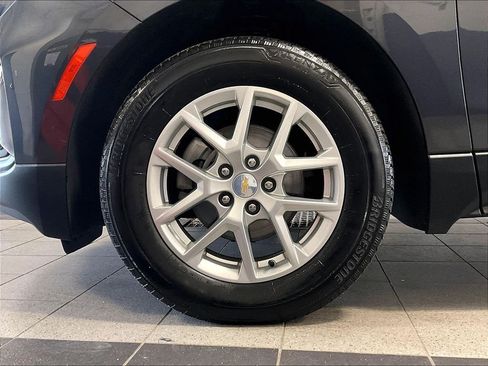 Used 2023 Chevrolet Equinox LT AWD/4WD image 7