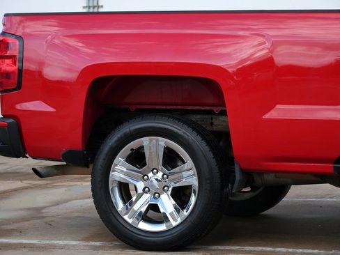 Used 2018 Chevrolet Silverado 1500 Custom w/ Custom Convenience Package RWD image 27