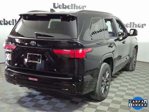 Used 2023 Toyota Sequoia Platinum image 7