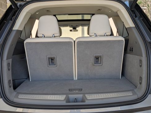 Used 2020 Cadillac XT6 Premium Luxury image 20