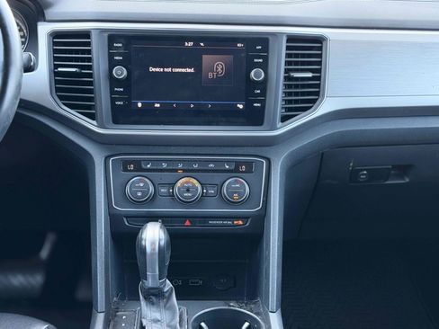 Used 2019 Volkswagen Atlas SE FWD image 24