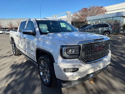 Used 2018 GMC Sierra 1500 Denali w/ Denali Ultimate Package image 3