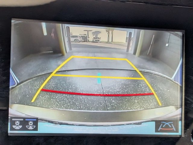 Used 2024 Toyota Camry SE FWD image 28