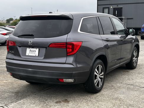 Used 2017 Honda Pilot EX-L image 4
