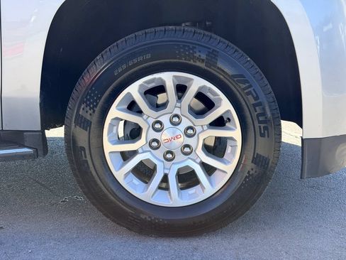 Used 2018 GMC Yukon XL SLT RWD image 29