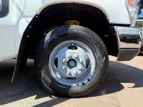 Used 2016 Ford E-450 and Econoline 450 Super Duty w/ Shuttle Bus Prep Package RWD image 33