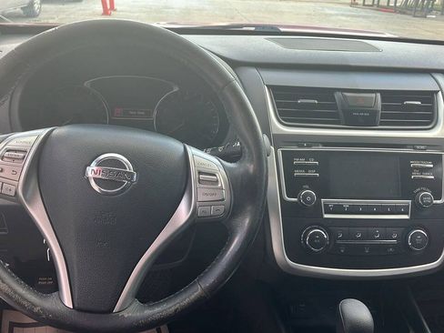 Used 2017 Nissan Altima 2.5 S w/ Power Driver Seat Package FWD image 9