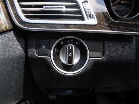 Used 2015 Mercedes-Benz E 63 AMG S-Model image 17