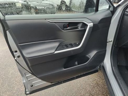 Used 2024 Toyota RAV4 LE image 10
