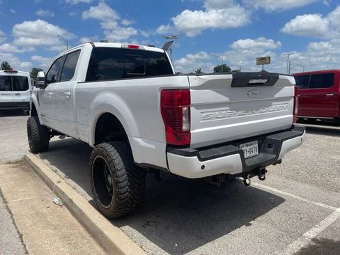 Used 2022 Ford F250 Lariat w/ Lariat Value Package AWD/4WD image 11
