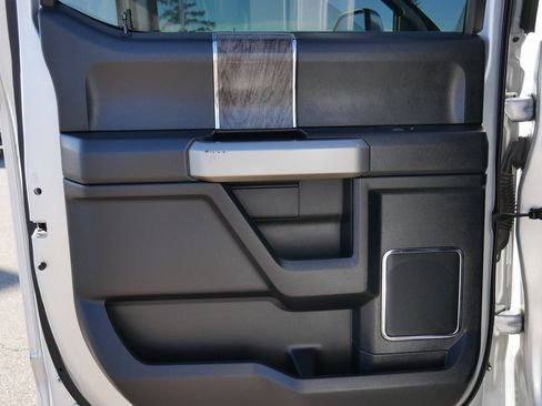 Used 2017 Ford F250 Lariat w/ Lariat Ultimate Package image 78