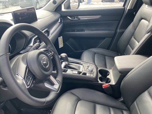 New 2025 MAZDA CX-5 AWD 2.5 S w/ Premium Plus Pkg image 17