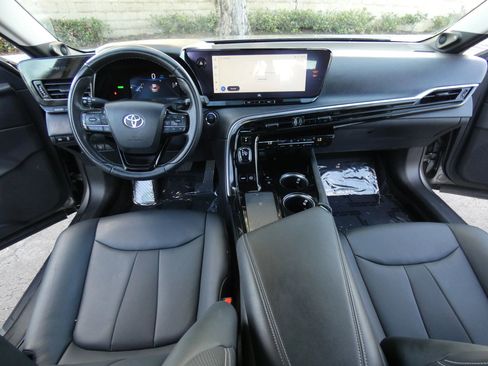 Used 2023 Toyota Mirai image 23