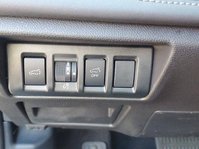 Certified 2024 Subaru Outback Touring AWD/4WD image 20