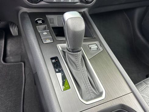 New 2026 Nissan Kicks SV image 23