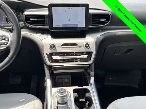 Used 2021 Ford Explorer XLT w/ Equipment Group 202A AWD/4WD image 29