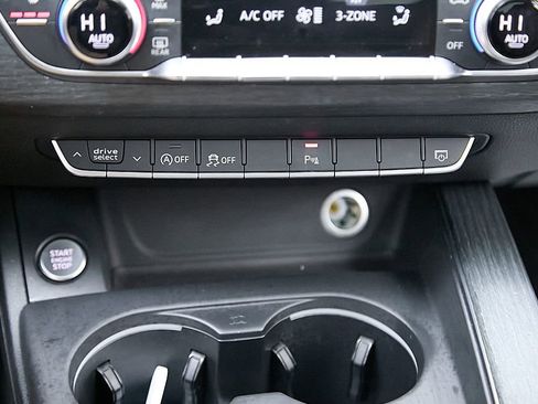 Used 2017 Audi A4 2.0T Premium Plus w/ Premium Plus Package image 36