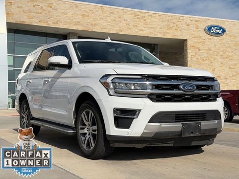 Used 2023 Ford Expedition Limited image 17