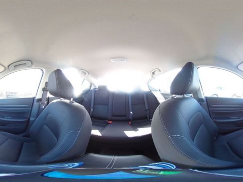 Used 2025 Nissan Altima 2.5 SV image 40