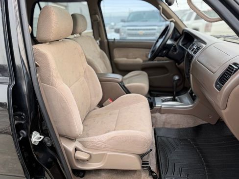 Used 2001 Toyota 4Runner SR5 image 22