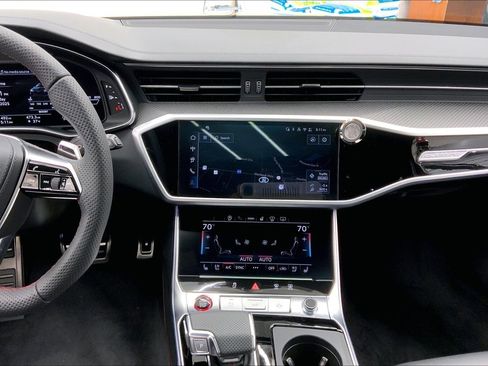 Used 2026 Audi RS 6 performance image 5