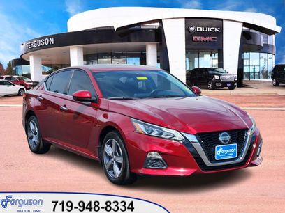 Used 2021 Nissan Altima 2.5 SV w/ SV Premium Package