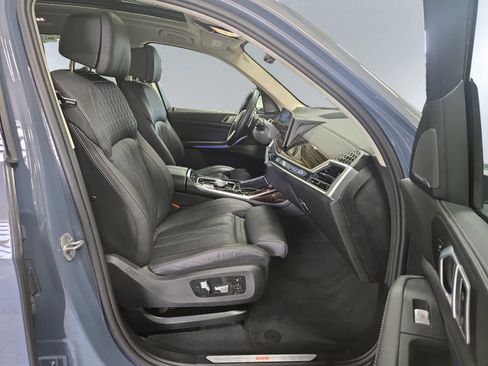 Used 2025 BMW X7 xDrive40i image 39