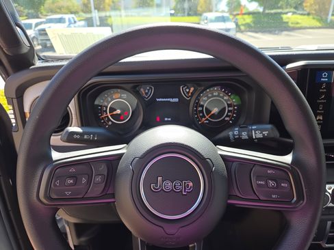 New 2026 Jeep Wrangler Unlimited Sport AWD/4WD image 9