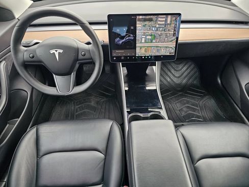 Used 2019 Tesla Model 3 RWD image 22