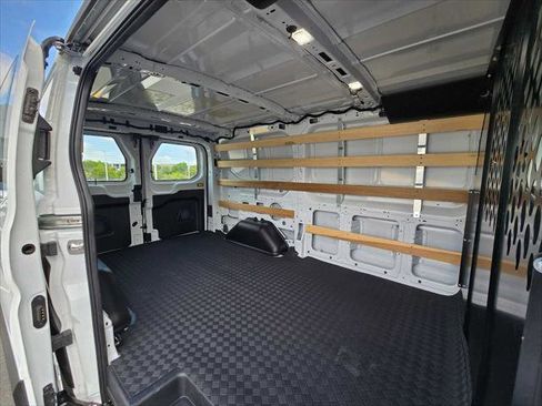 Used 2025 Ford Transit 250 Low Roof w/ Exterior Upgrade Package RWD image 12