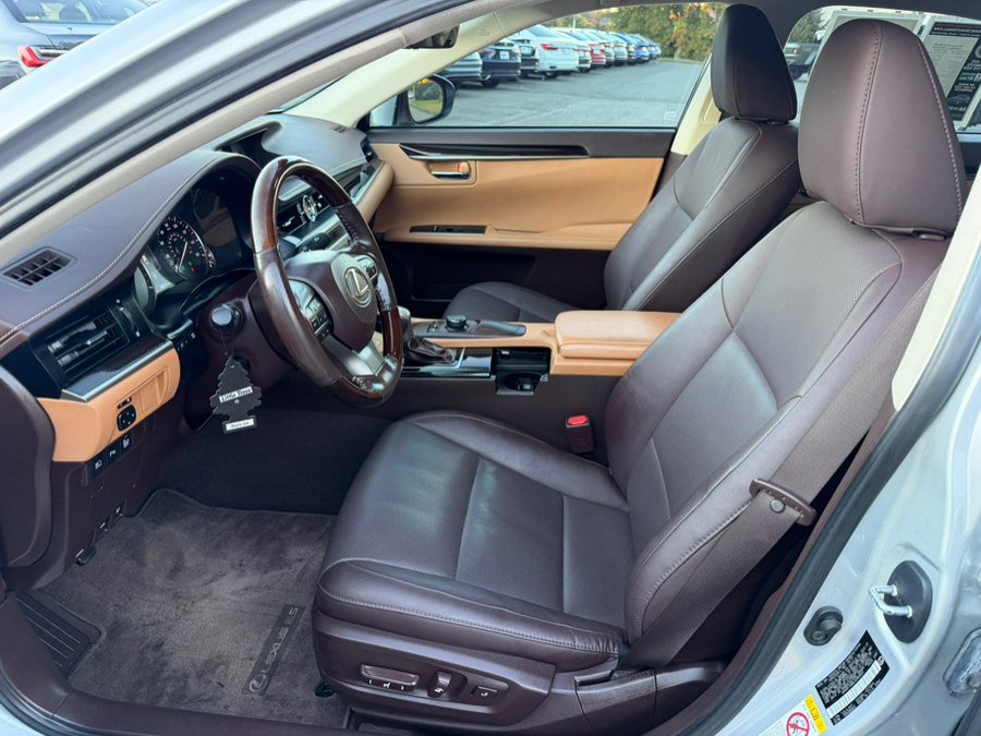 Used 2018 Lexus ES 350 w/ Premier Package FWD image 12