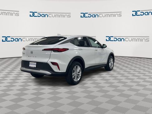 New 2026 Buick Envista Preferred image 8