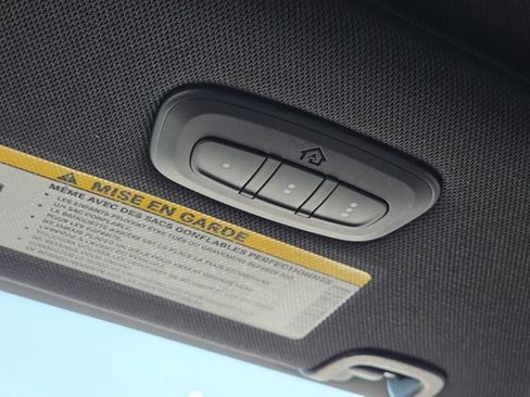 New 2027 Chrysler Pacifica Select FWD image 29