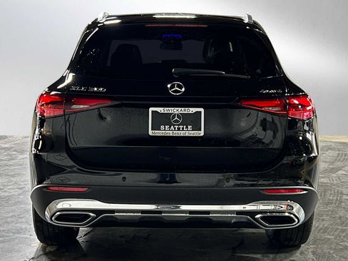 Used 2026 Mercedes-Benz GLC 300 4MATIC image 4