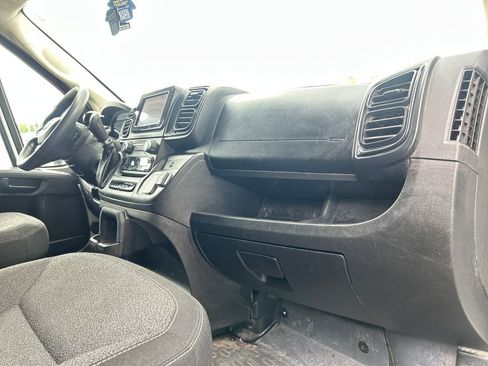 Used 2023 RAM ProMaster 2500 FWD image 16