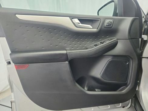 Used 2020 Ford Escape SEL image 21