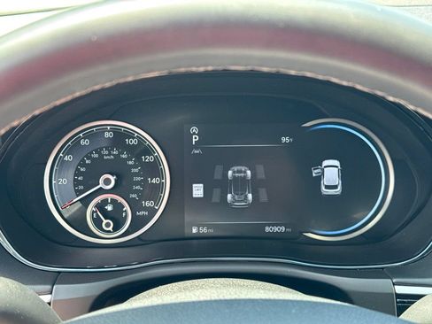 Used 2022 Genesis GV70 2.5T w/ Select Package AWD/4WD image 40