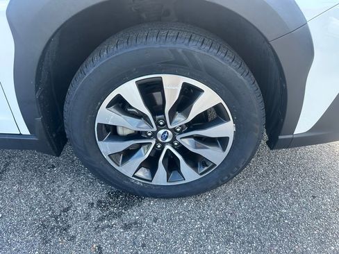 Used 2023 Subaru Outback Touring XT image 4