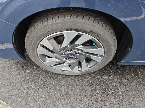 Used 2023 Subaru Legacy Limited image 4