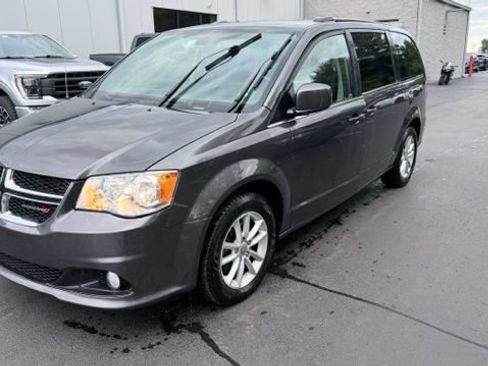 Used 2020 Dodge Grand Caravan SXT FWD image 1