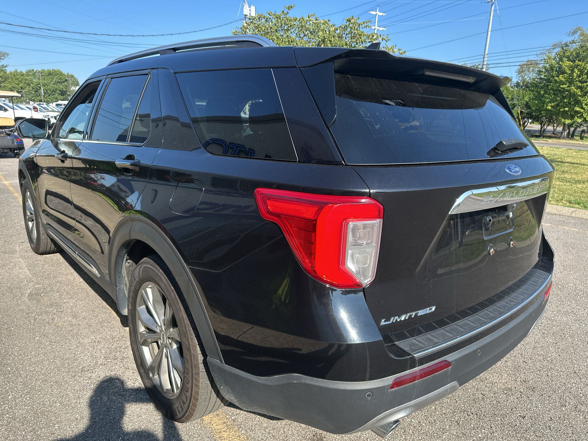 Used 2023 Ford Explorer Limited w/ Equipment Group 301A RWD image 6