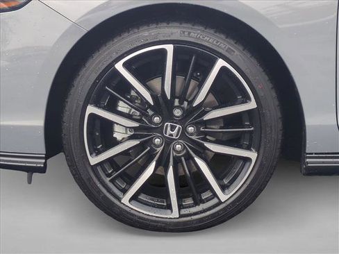 Used 2025 Honda Accord Touring image 25