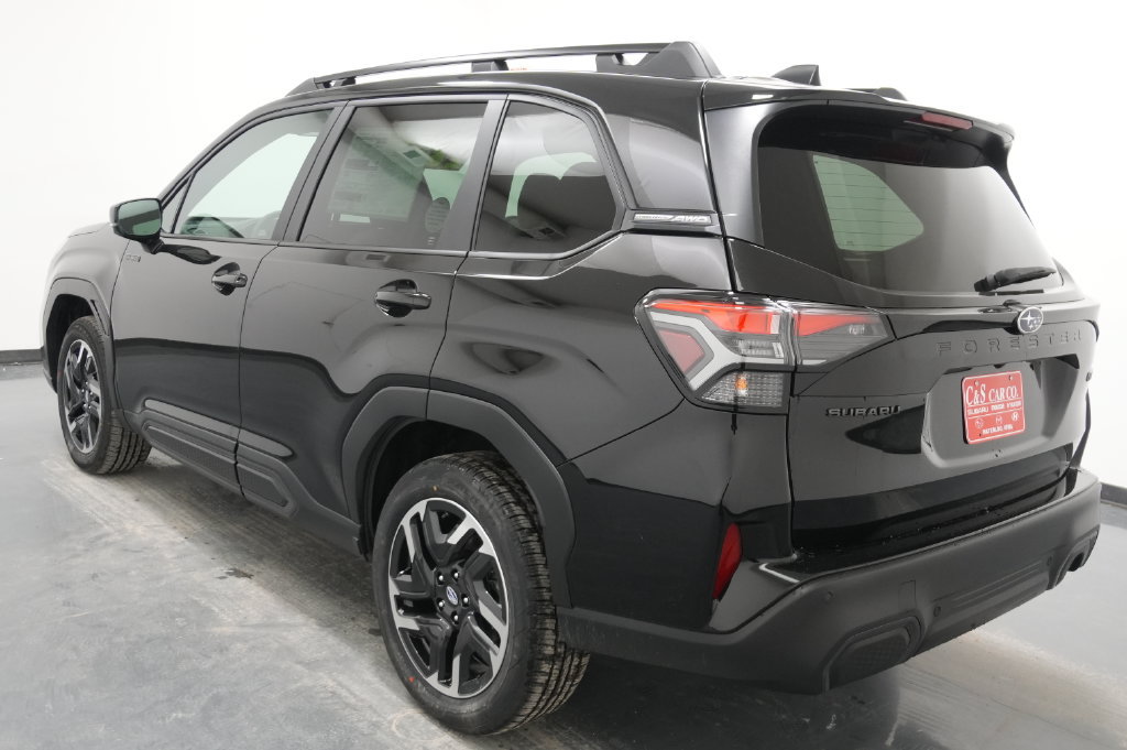 New 2026 Subaru Forester Touring AWD/4WD image 5