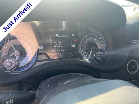 Used 2022 RAM 1500 Limited AWD/4WD image 16